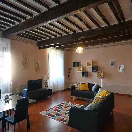 Palazzo Cofani 펜션 *