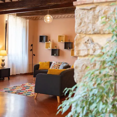 Palazzo Cofani Holiday home Arezzo